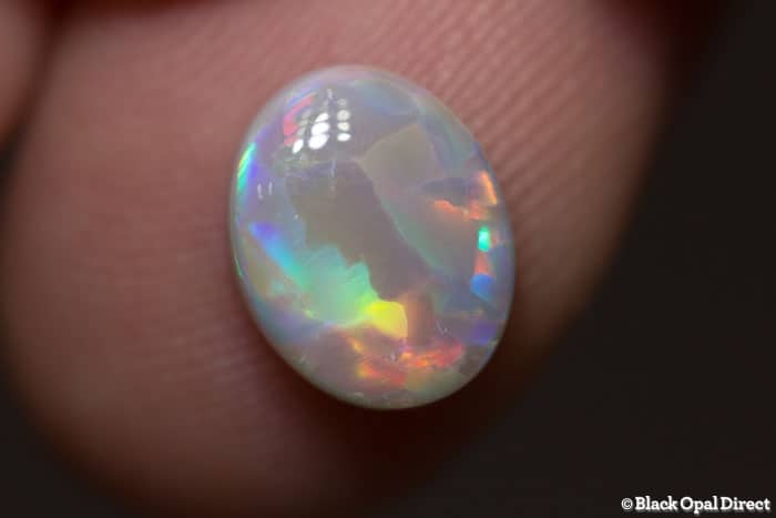 1.90 ct white opal 10x8x4mm - Image 2