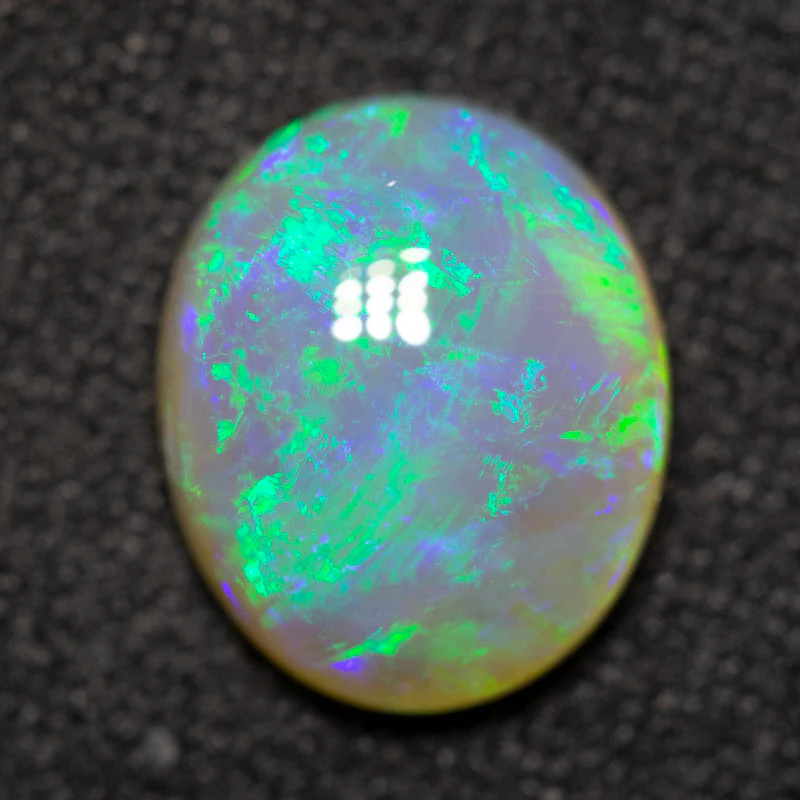 1.91 ct crystal opal 10x8.3x3.8mm - Image 2