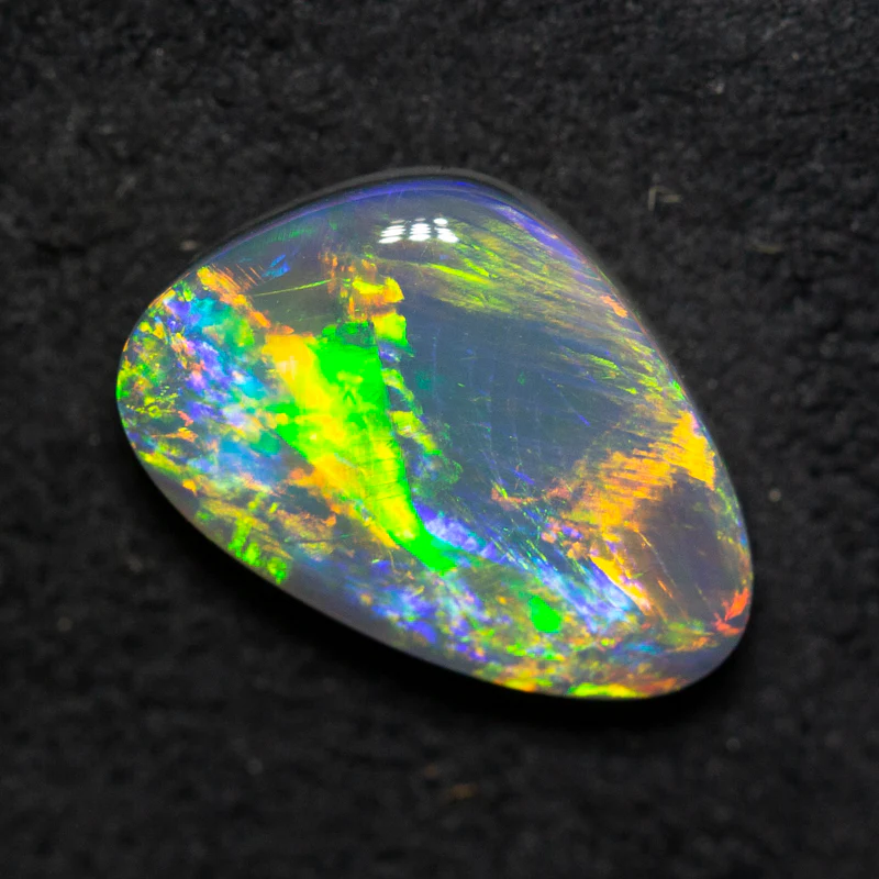 1.93 ct black opal 11x7.5x3.7mm - Image 2