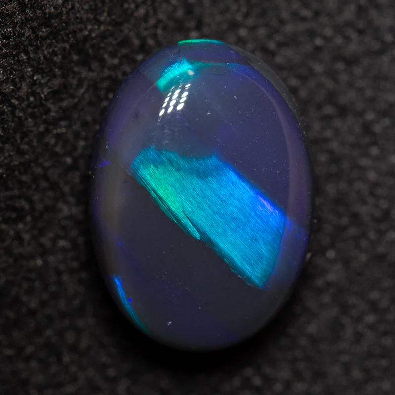1.95 ct black opal 9.5x6.7x4.6mm - Image 2