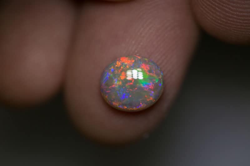 1.95 ct dark opal 9x8x3.5mm - Image 2