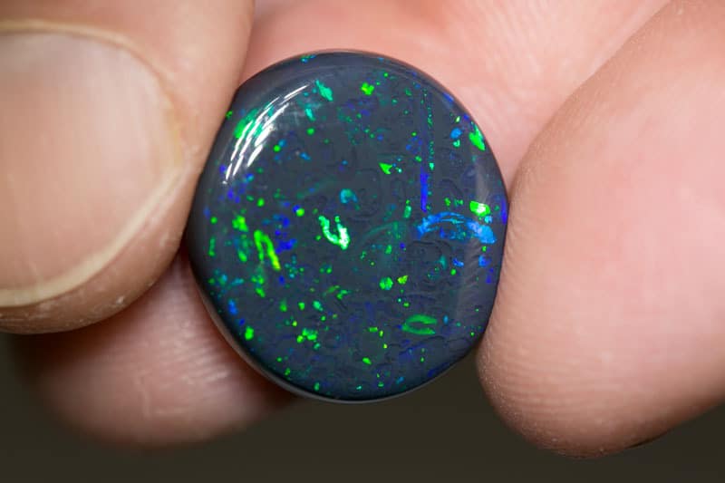10.41 ct black opal 17.5x16x5mm - Image 3