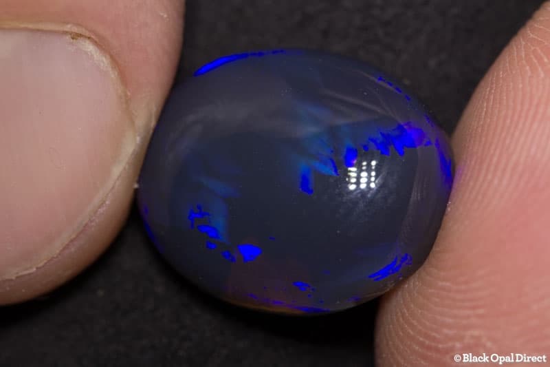 10.43 ct black opal 16x13x7.5mm - Image 2