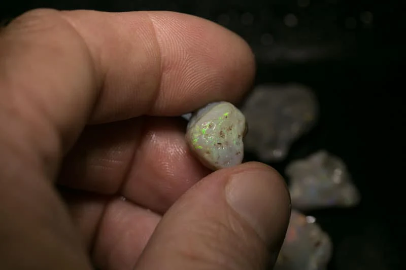 100 ct rough opal parcel 8 pieces - Image 5
