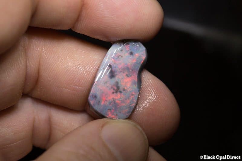 101 ct rough and rubbed opal parcel for intermediate opal cutters - Image 3