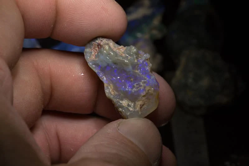 1010 ct rough opal parcel - Image 10