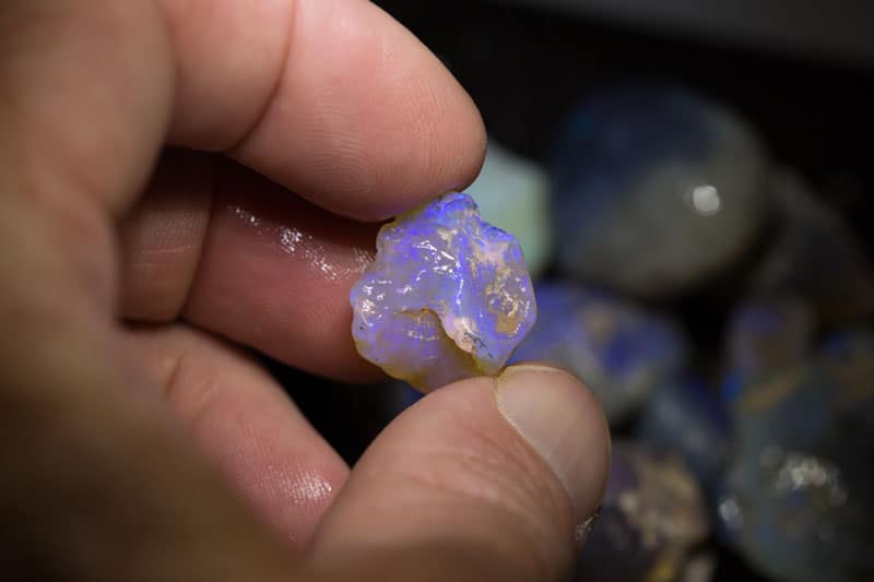 1023 carat rough opal parcel for Liga - Image 6