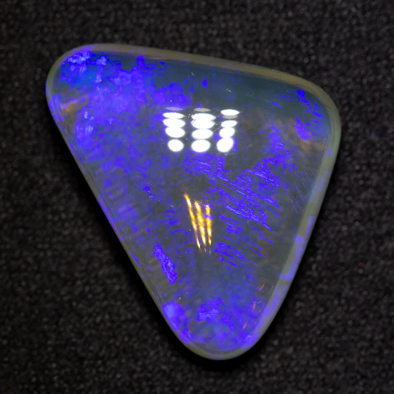 11.81 ct black crystal opal 20.9x15x7mm - Image 2