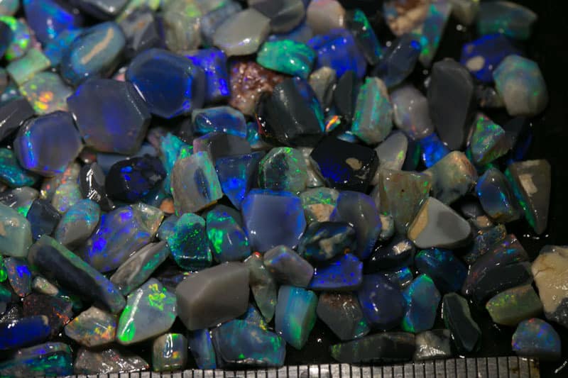 111 ct opal rubbed parcel 250 pieces - Image 2