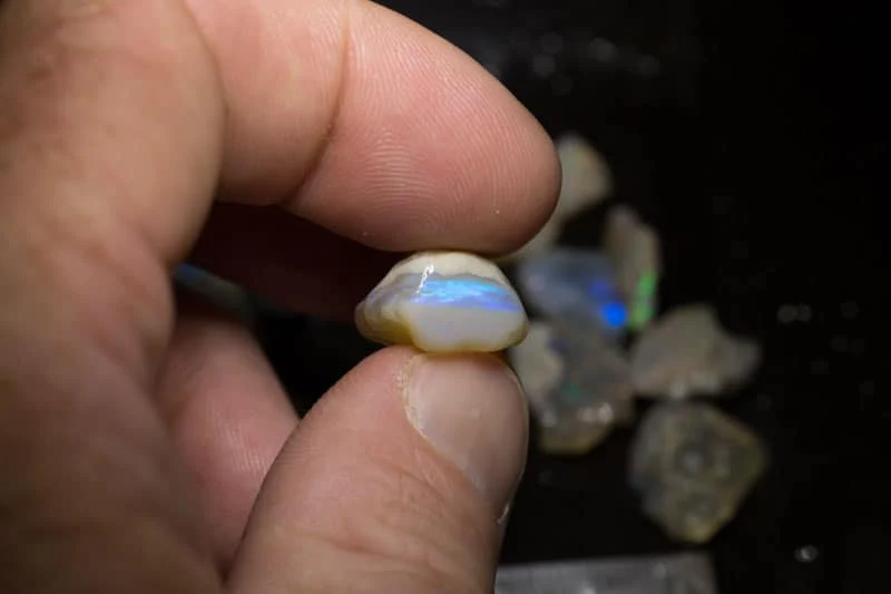 111 ct rough opal parcel 20 pieces - Image 2