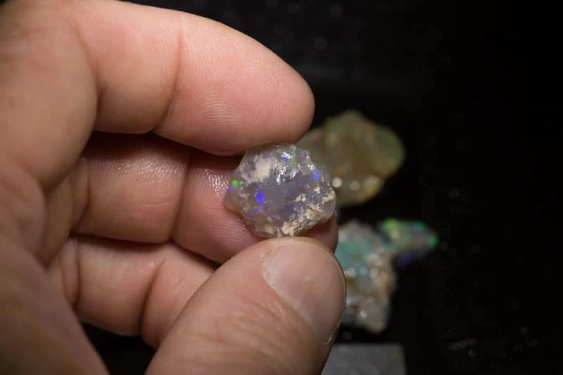112 ct rough opal parcel 19 pieces - Image 2