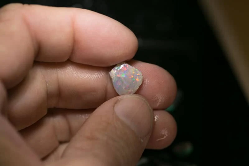 112 ct rough opal parcel - Image 4