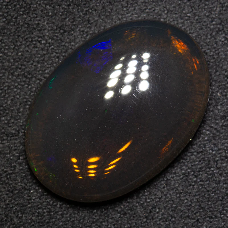 12.60 ct black opal 20.9x14.8x5.8mm - Image 2