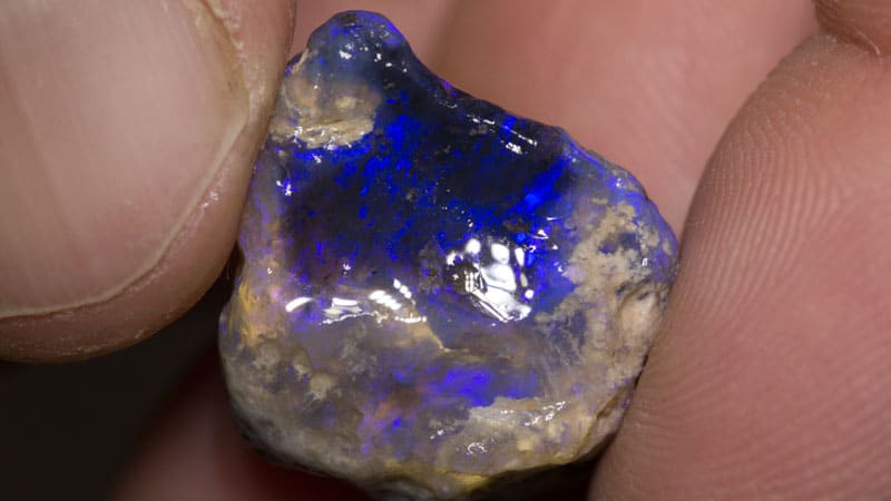 1215 ct rough opal parcel for experienced cutters - Image 2
