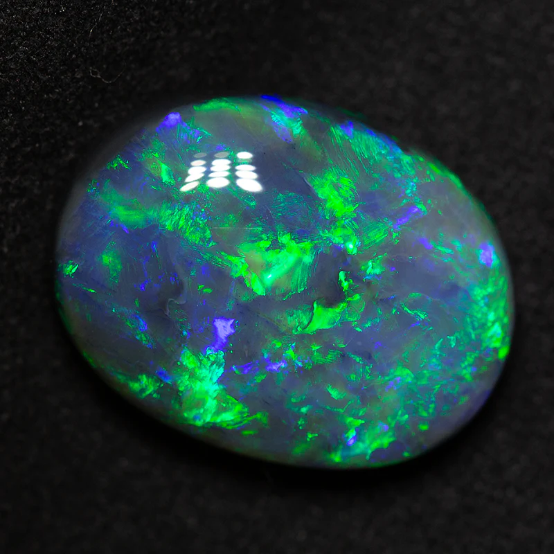 13.80 ct black opal 19.1x14.4x7.9mm - Image 3