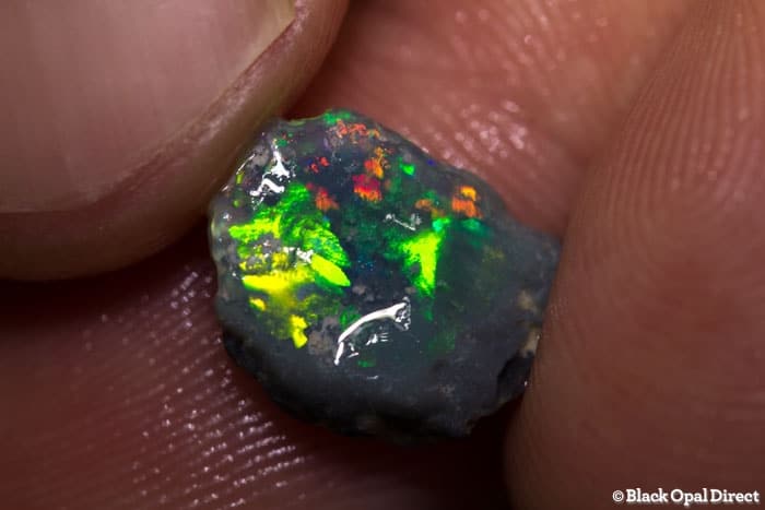 130 ct rough and rubbed opal parcel 14 pieces - Image 8