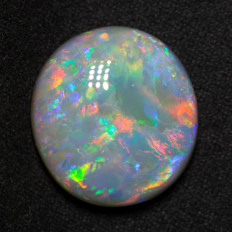 15.69 ct dark opal 18.7x17.4x7.8mm - Image 3