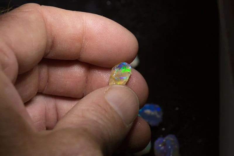 154 ct rough opal parcel 18 pieces - Image 8