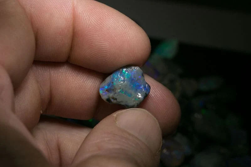 1600 carats or rough opal nobby material - Image 5
