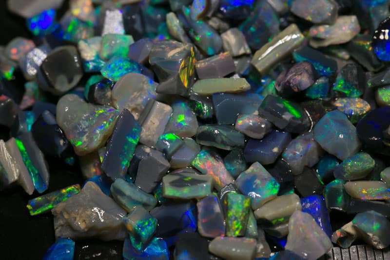 165 carats of opal rubs 250 plus rubs - Image 2