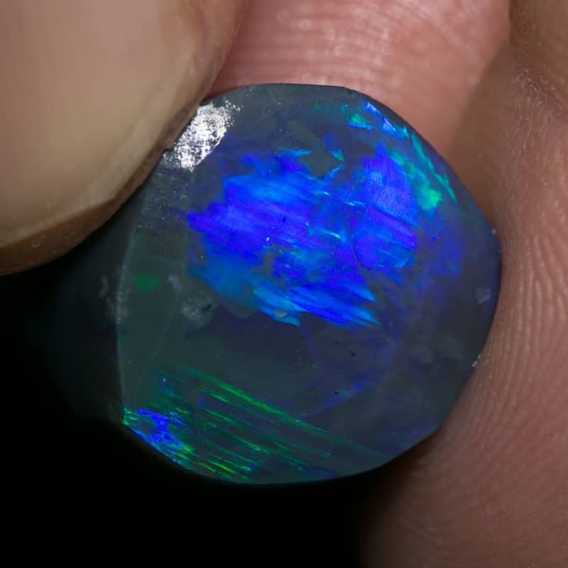 17.43 ct rough rubbed opal piece 15mm across - Image 2