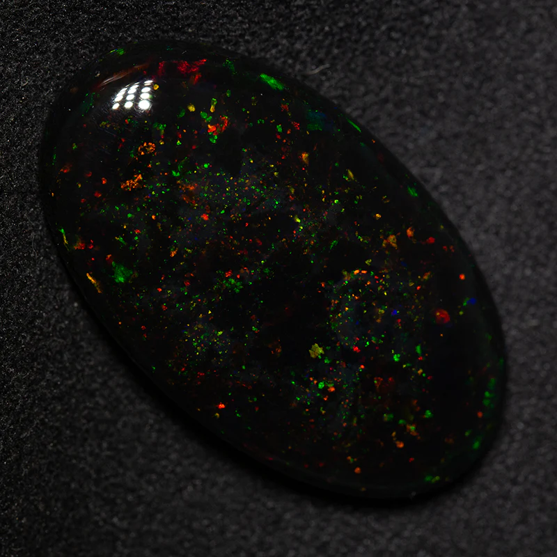 17.81 ct black opal 27x15.8x6mm - Image 2