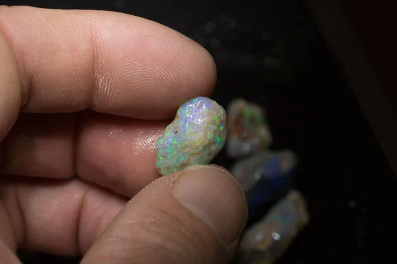 172 ct rough opal parcel 17 pieces - Image 3