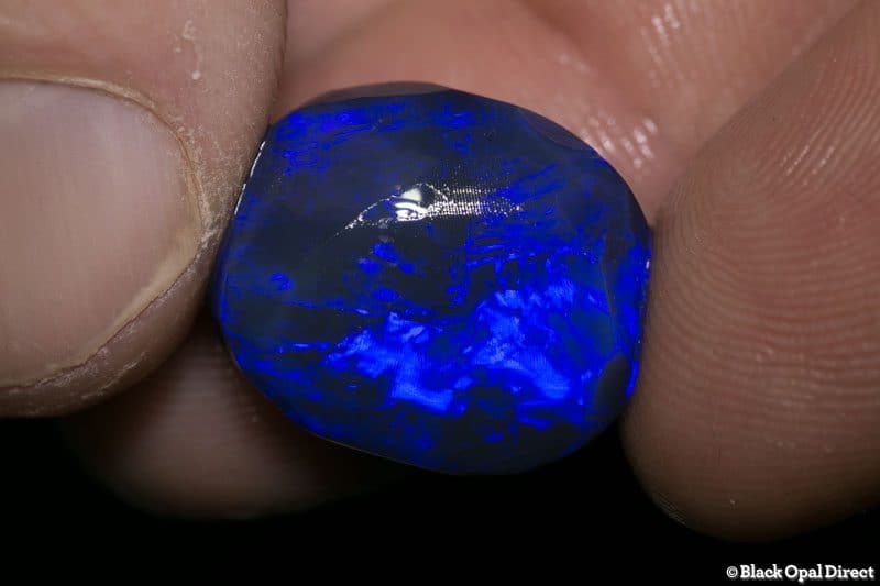 18.39 ct black opal rub 18mm across - Image 2