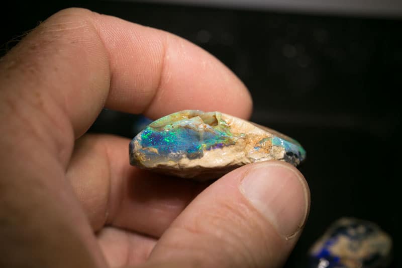 183 ct rough opal parcel 6pc intermediate cutter - Image 3