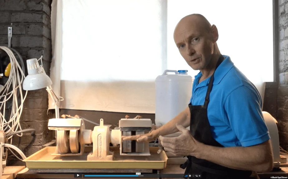 184 ct Beginners Rough Opal with Video Tutorials - Image 2