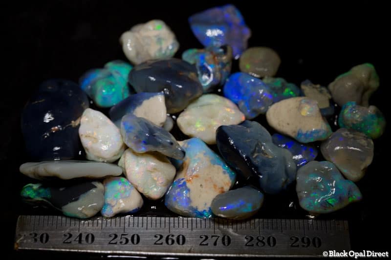 185 ct rough opal parcel - Image 2