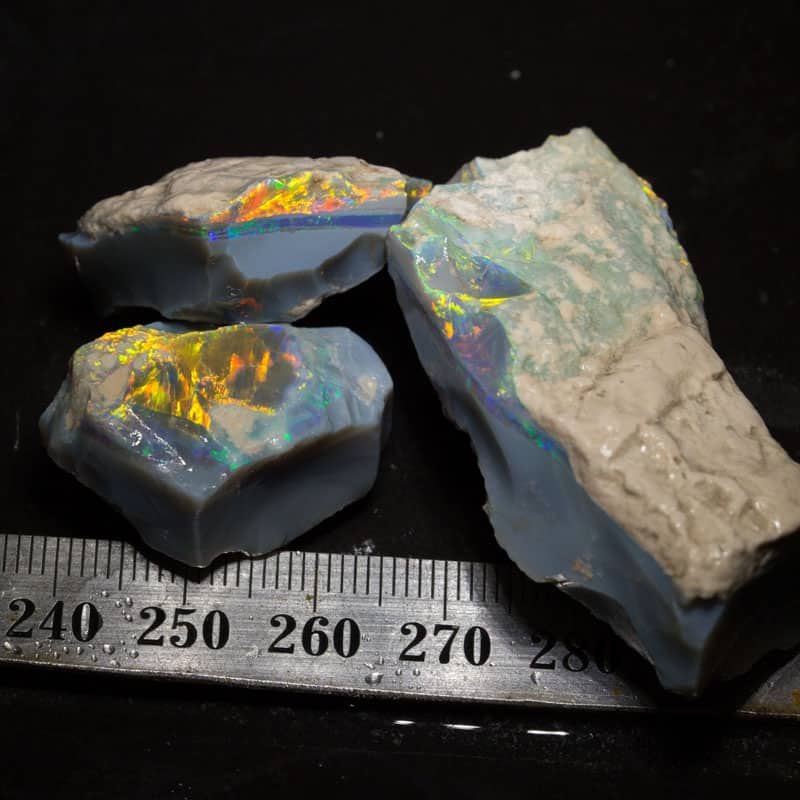 189 ct rough opal parcel 3 pieces - Image 3