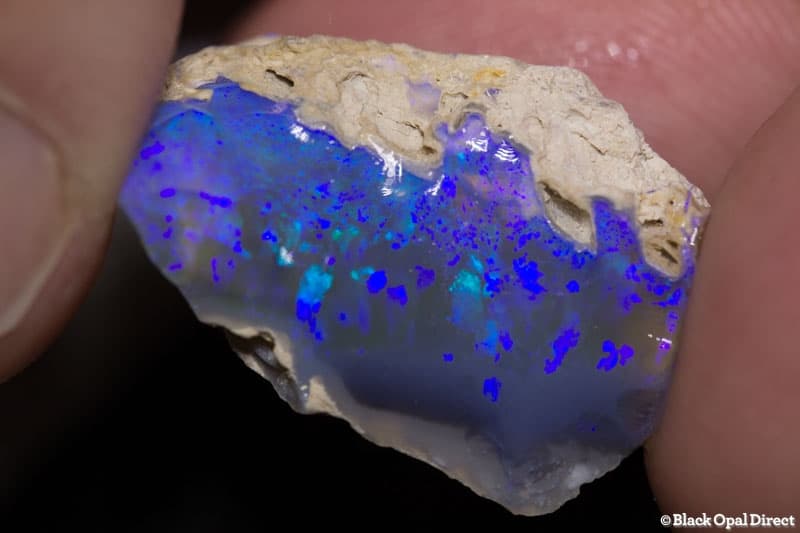 19.60 ct rough opal piece 25mm across - Image 2