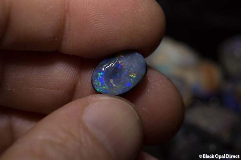 194 ct rough opal parcel for intermediate opal cutters - Image 3