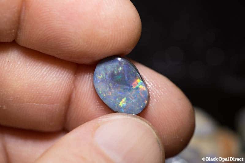 194 ct rough opal parcel for intermediate opal cutters - Image 4