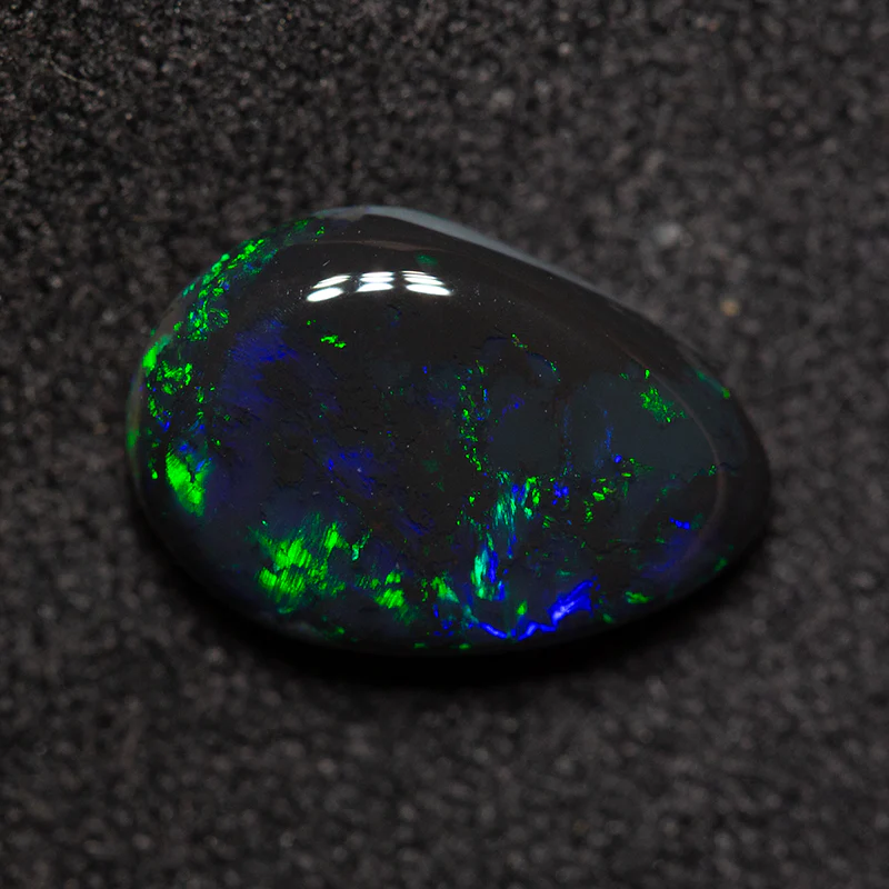 2.00 ct black opal 11x7.6x3.8mm - Image 3