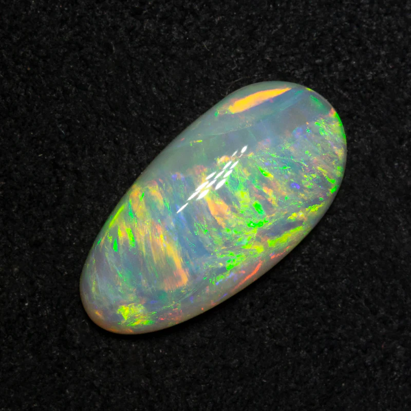 2.00 ct white opal 13.7x6.9x3.3mm - Image 2