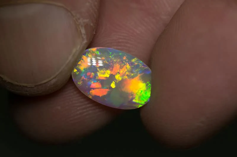 2.02 ct gem double sided crystal opal 13.5x9x3mm - Image 5