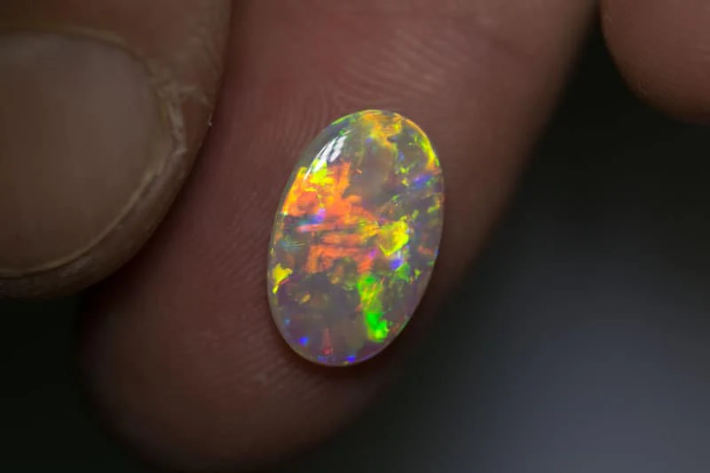 2.02 ct gem double sided crystal opal 13.5x9x3mm - Image 6