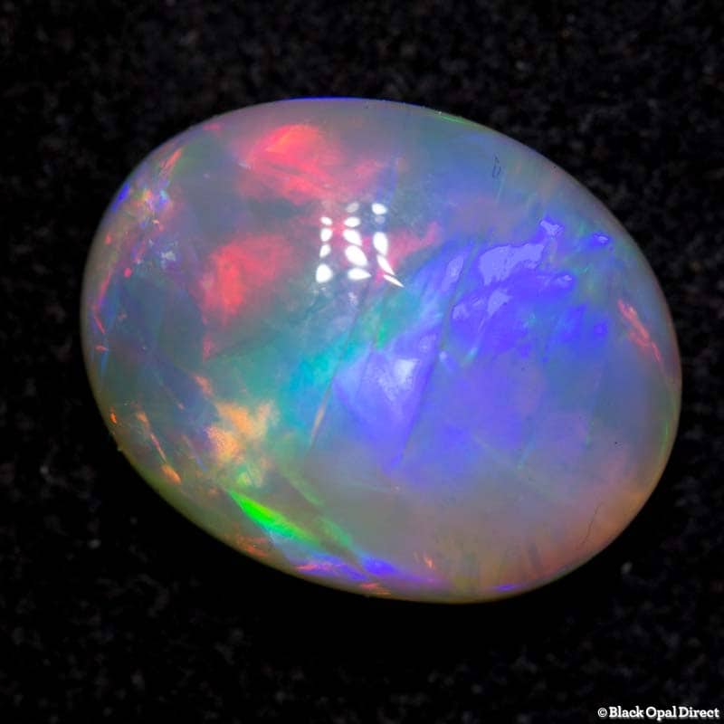 2.05 ct crystal opal 10x8x4mm - Image 2