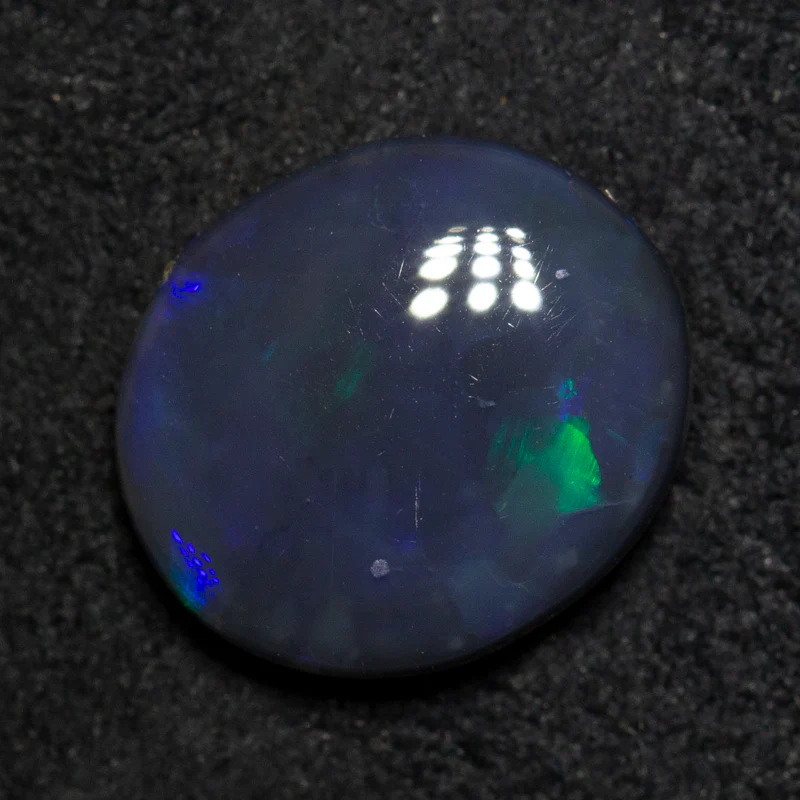 2.06 ct black opal 10.5x9.2x3.5mm - Image 3
