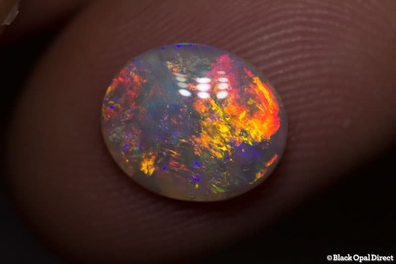 2.07 ct crystal opal 11x9.5x3mm - Image 2