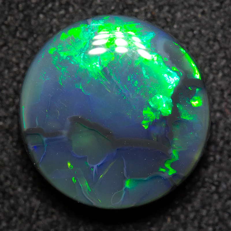 2.08 ct black opal 9.1x9.1x3.9mm - Image 3