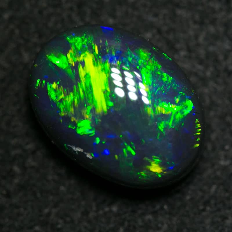 2.11 ct black opal 9.5x7x4.5mm - Image 5