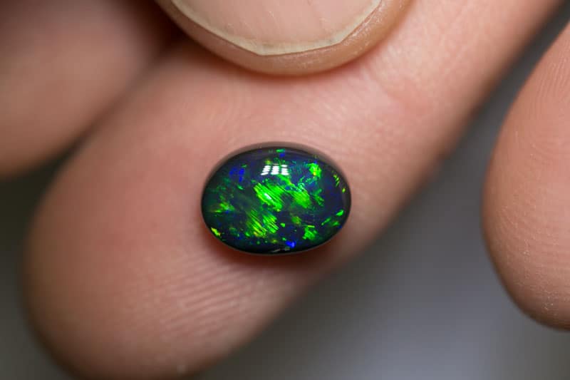 2.11 ct black opal 9.5x7x4.5mm - Image 6
