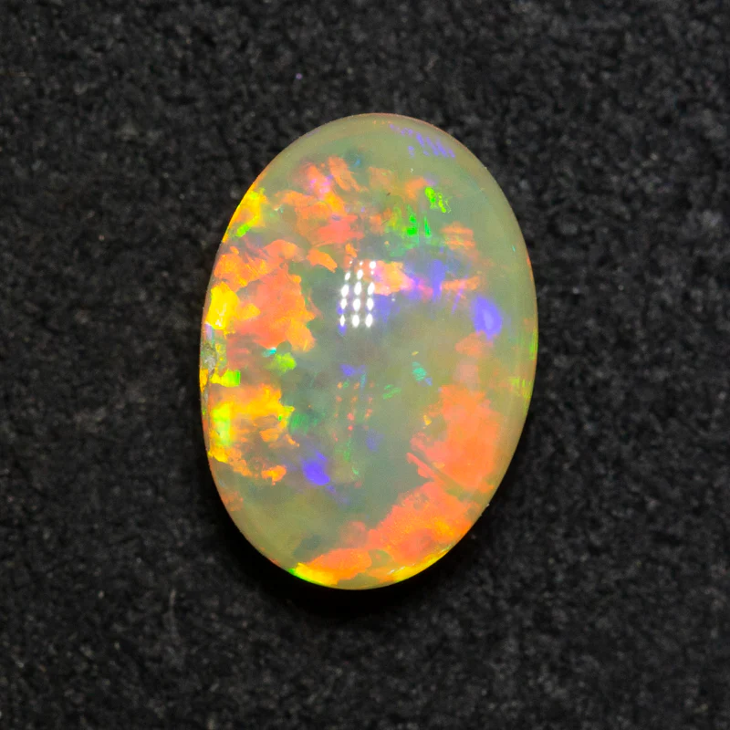 2.12 ct double-sided crystal opal 9.4x6.6x5.5mm - Image 2