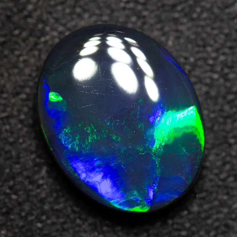 2.13 ct black opal 10.3x8.2x3.8mm - Image 3