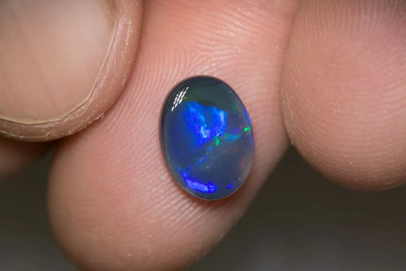 2.13 ct black opal 11x8.5x3mm - Image 2