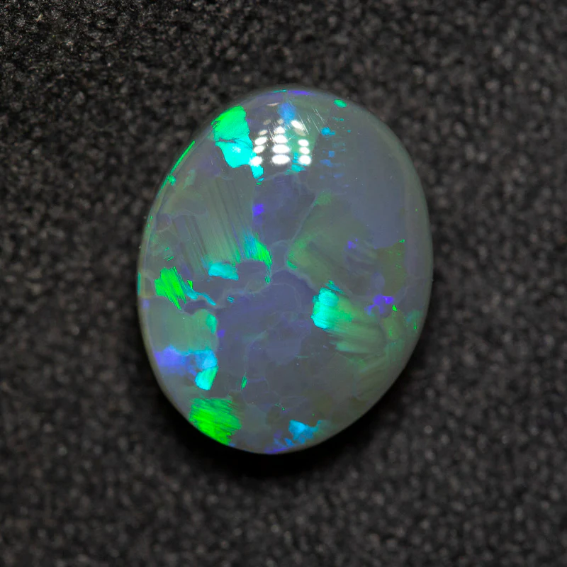 2.14 ct dark opal 9.6x7.6x4.6mm - Image 2