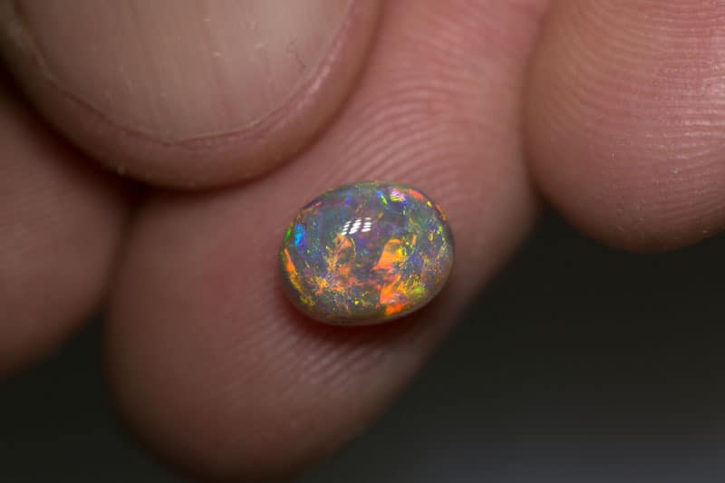 2.14 ct double sided crystal opal 8.5x7x5mm - Image 3